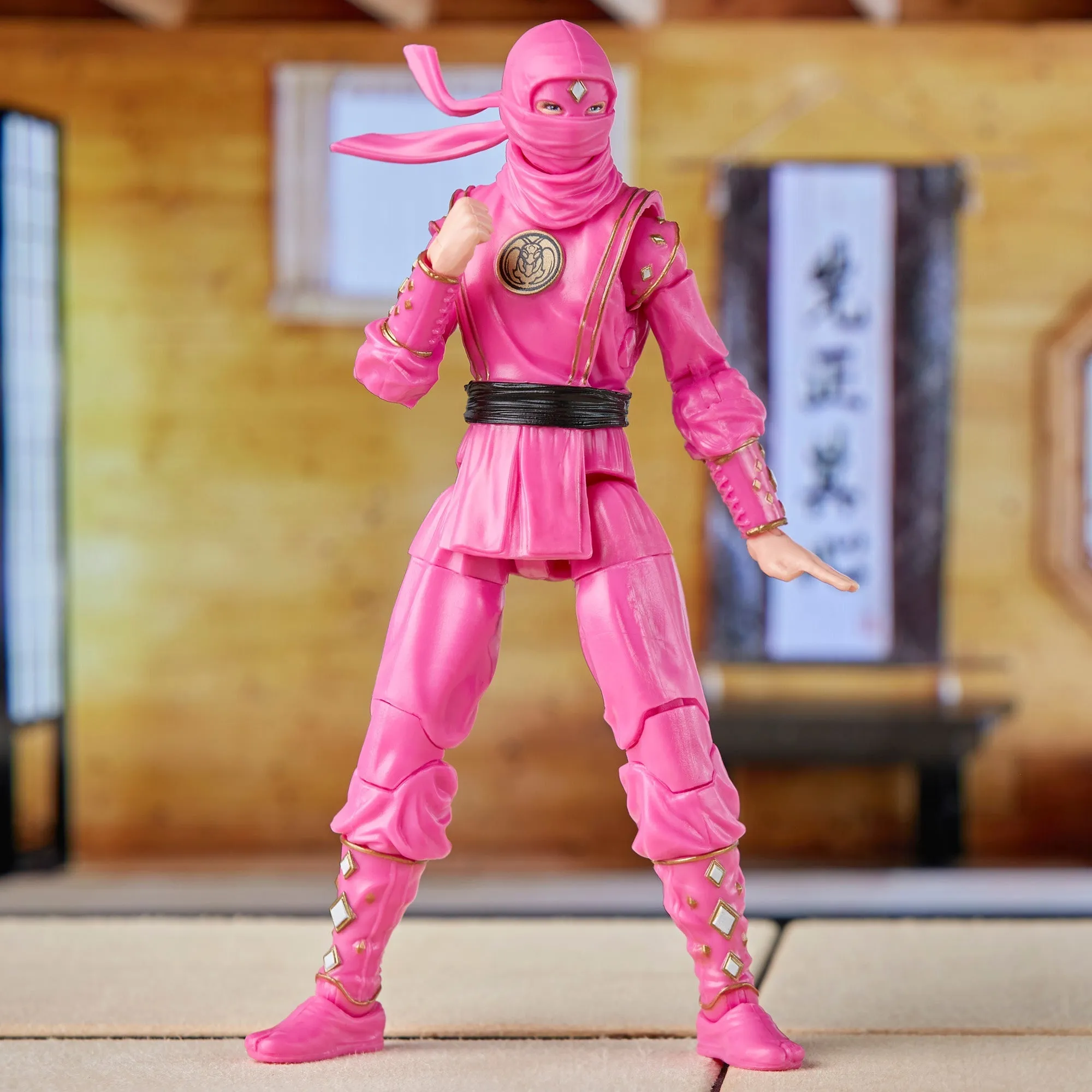 Power Rangers Lightning Collection Mighty Morphin X Cobra Kai Samantha LaRusso Morphed Pink Mantis Ranger
