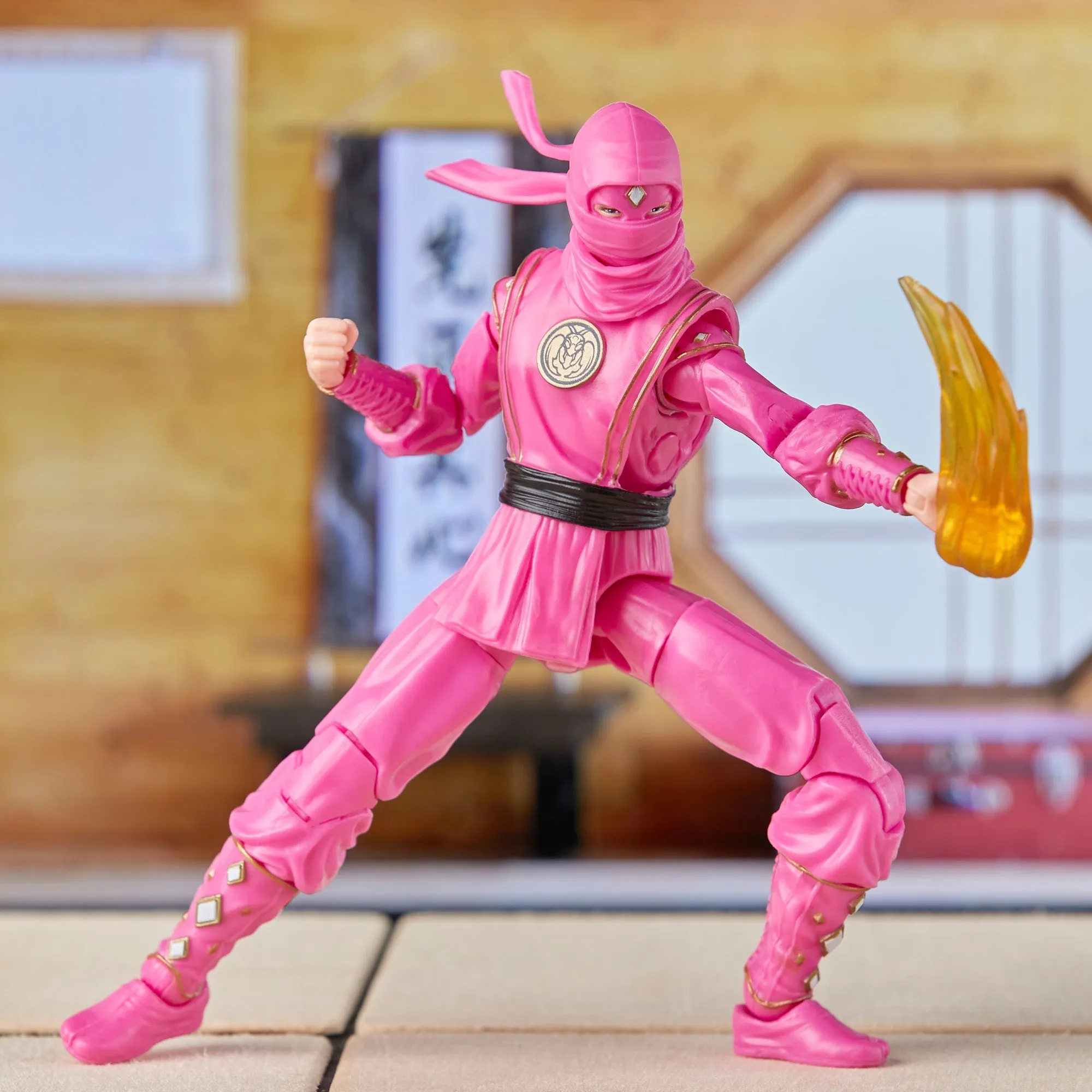 Power Rangers Lightning Collection Mighty Morphin X Cobra Kai Samantha LaRusso Morphed Pink Mantis Ranger