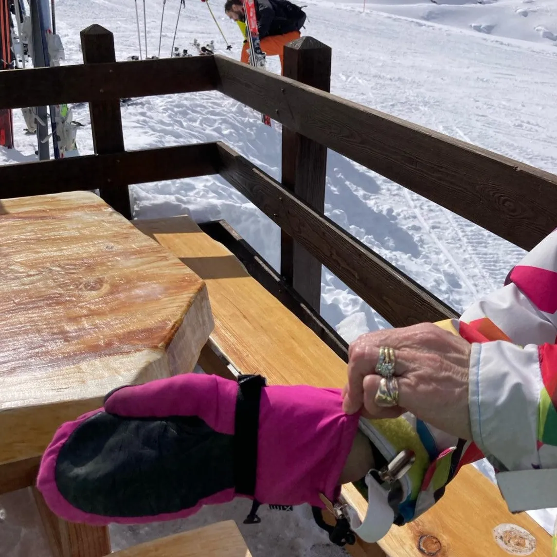 Ski Glove Clip2Cuff