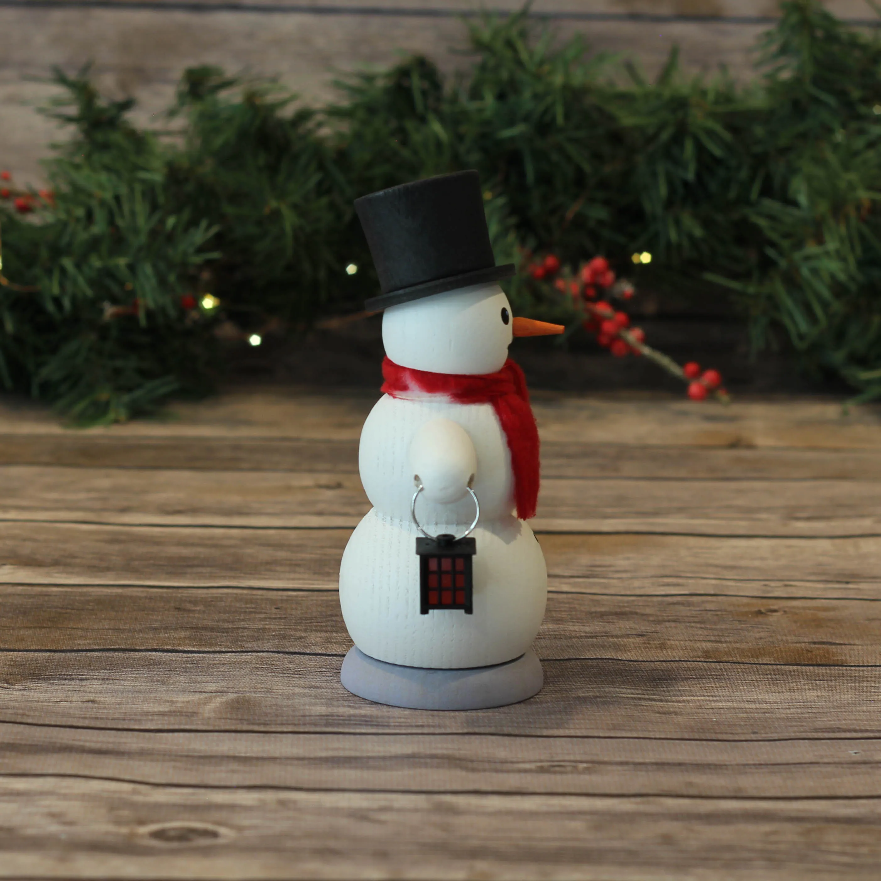 Smoker - Snowman with Lantern