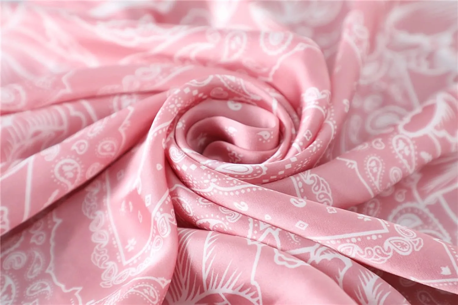 WENLOOY Square Satin Silk Feeling Hair Scarf Headscarf for Women/Men's Necktie Silk Bandanas Pocket Square